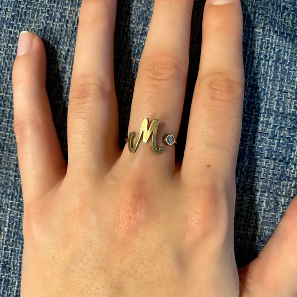 Ring - Picture 1 of 2